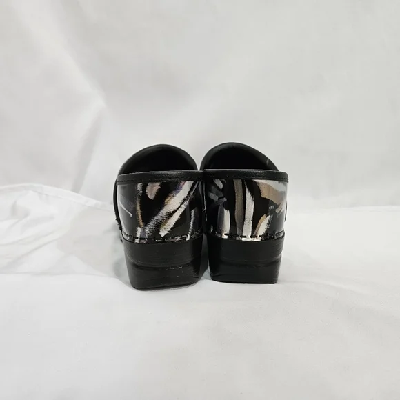 NIB Dansko professional brush patent metallic clog shoe women's size 37 - Picture 4 of 12